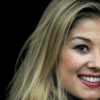 Rosamund Pike Punched in London Street Mugging as Phone Snatching Epidemic Spirals Wheel Of Time Gone Girl